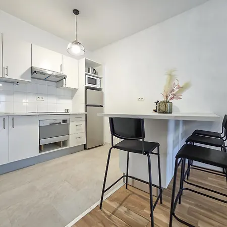 Haussmann - T3 - Centre - Terrasse & Parking *