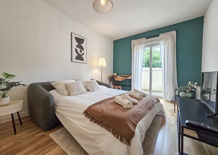 Lejlighed Haussmann - T3 - Centre - Terrasse & Parking